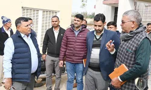 Jhunjhunu: जिला कलेक्टर रामावतार मीणा ने उदावास और पातुसरी में सुनी जनसमस्याएं