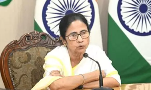 बांग्लादेश से घुसपैठ में बीएसएफ की भूमिका पर Mamata केंद्र को पत्र लिखेंगी बांग्लादेश से घुसपैठ में बीएसएफ की भूमिका पर Mamata केंद्र को पत्र लिखेंगी