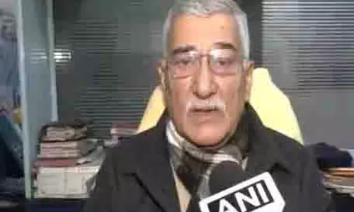 रक्षा विशेषज्ञ कैप्टन Anil Gaur का आरोप, ममता बनर्जी अवैध घुसपैठियों को मदद पहुंचा रही