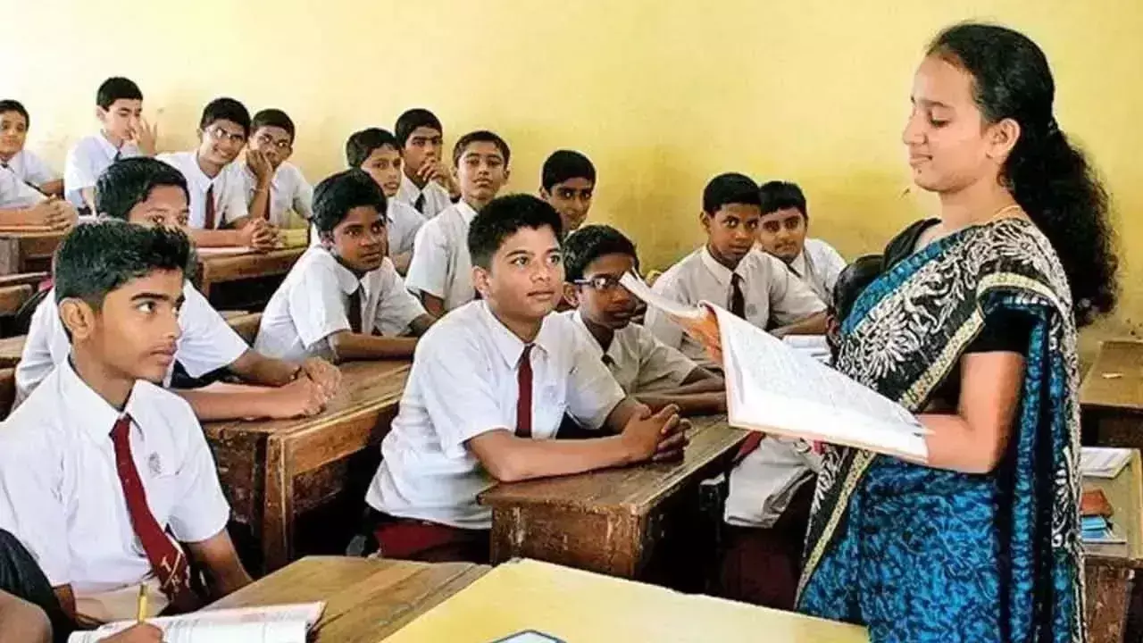 1,500 निजी स्कूलों ने अभी तक सरकारी मान्यता के लिए आवेदन नहीं किया 1,500 निजी स्कूलों ने अभी तक सरकारी मान्यता के लिए आवेदन नहीं किया
