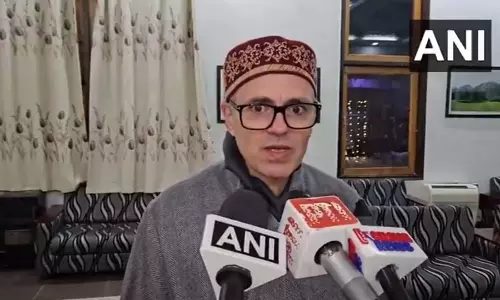 राज्य के दर्जे को लेकर जम्मू-कश्मीर के सीएम उमर अब्दुल्ला ने कहा, वीडियो... राज्य के दर्जे को लेकर जम्मू-कश्मीर के सीएम उमर अब्दुल्ला ने कहा, वीडियो...
