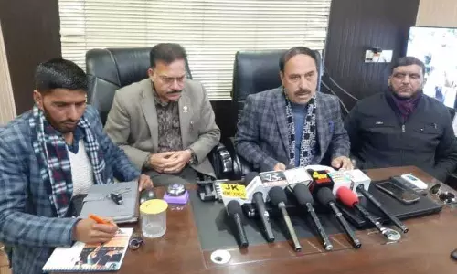 प्राइवेट स्कूल एसोसिएशन ने छात्र विरोधी आदेश के लिए JKBOSE पर हमला किया प्राइवेट स्कूल एसोसिएशन ने छात्र विरोधी आदेश के लिए JKBOSE पर हमला किया