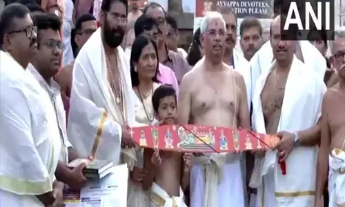Kerala के राज्यपाल राजेंद्र आर्लेकर ने तिरुवनंतपुरम में श्री पद्मनाभस्वामी मंदिर में की पूजा-अर्चना