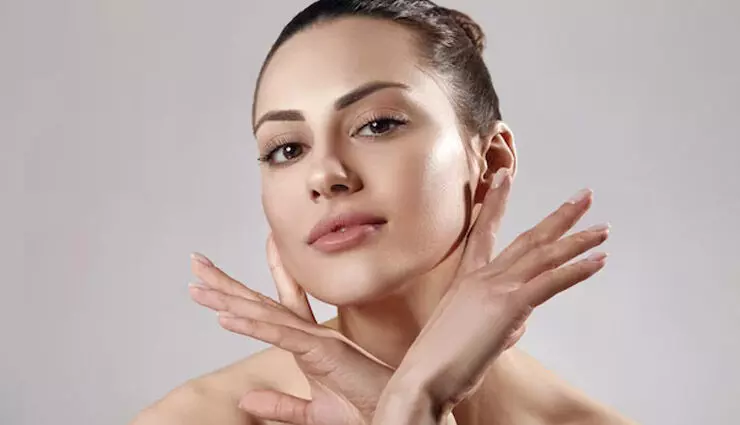 Skin Care: जानें कच्चे आलू से कैसे पाएं चमकदार और स्वस्थ त्वचा