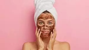 Skin Care: सर्दियों में अपनी त्वचा को मुलायम और चमकदार बनाने के लिए इन DIY कॉफी फेस स्क्रब का इस्तेमाल करें