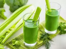 Diabetes Juice:  डायबिटीज रोगियों के लिए अमृत से कम नहीं हैं ये ग्रीन जूस