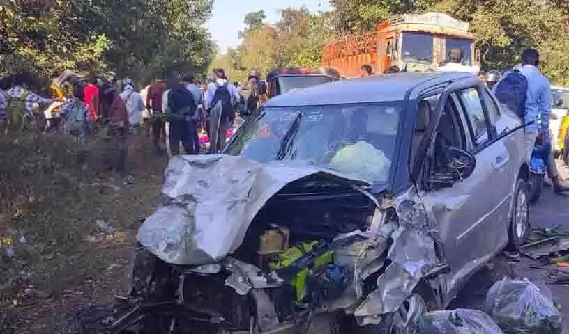 Narsapur के पास तेज रफ्तार कार और ऑटो में टक्कर, तीन महिलाओं की मौत, कई घायल