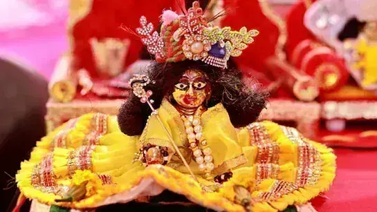 सर्दियों में ऐसे करें Laddu Gopal की सेवा होगी कृपा