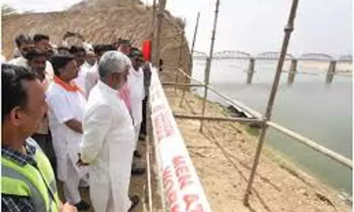 जल शक्ति मंत्री ने रंगील जल संयंत्र का निरीक्षण किया, कार्यप्रणाली की समीक्षा की जल शक्ति मंत्री ने रंगील जल संयंत्र का निरीक्षण किया, कार्यप्रणाली की समीक्षा की