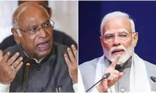 मोदी सरकार ने आर्थिक उथल-पुथल पैदा की: Kharge