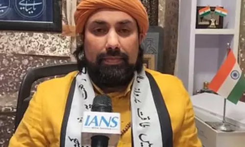 इस्लाम में हिजाब पहनना जोर-जबरदस्ती नहीं, स्विट्जरलैंड में भी होनी चाहिए आजादी : हाजी सलमान चिश्ती इस्लाम में हिजाब पहनना जोर-जबरदस्ती नहीं, स्विट्जरलैंड में भी होनी चाहिए आजादी : हाजी सलमान चिश्ती