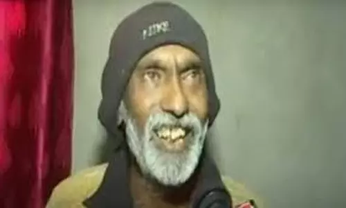 Maharashtra: पुनर्जन्म, गड्ढे की वजह से जिंदा हुआ बूढ़ा व्यक्ति Maharashtra: पुनर्जन्म, गड्ढे की वजह से जिंदा हुआ बूढ़ा व्यक्ति