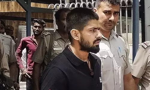 Punjab: सरकार ने डीएसपी रैंक के अधिकारी को बर्खास्त किया Punjab: सरकार ने डीएसपी रैंक के अधिकारी को बर्खास्त किया