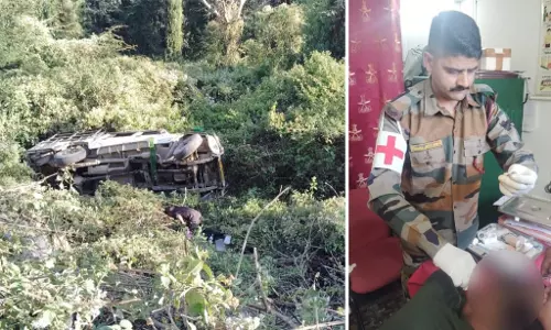 Assam राइफल्स ने मणिपुर में सड़क दुर्घटना पीड़ितों को आपातकालीन चिकित्सा सहायता प्रदान की