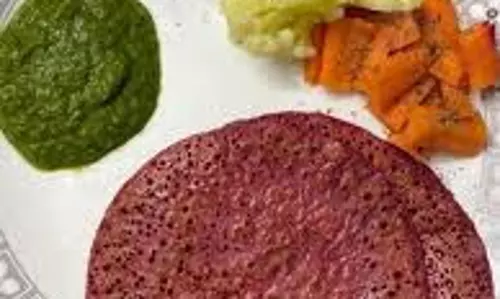 Recipe: बच्चों के टिफिन में बनाएं टेस्टी चुकंदर चीला