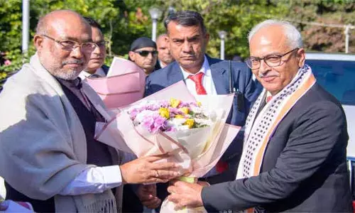 अजय कुमार भल्ला ने मणिपुर के राज्यपाल के रूप में शपथ ली अजय कुमार भल्ला ने मणिपुर के राज्यपाल के रूप में शपथ ली