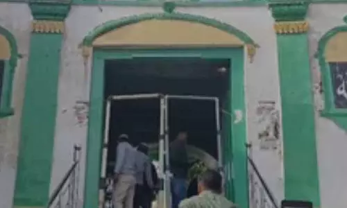 कोर्ट कमिश्नर ने संभल जामा मस्जिद पर सर्वेक्षण रिपोर्ट सौंपी