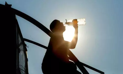 Kerala : आने वाले दिनों में केरल में भीषण गर्मी पड़ने की आशंका सुरक्षा Kerala : आने वाले दिनों में केरल में भीषण गर्मी पड़ने की आशंका सुरक्षा