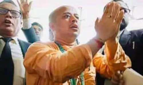 बांग्लादेशी अदालत ने हिंदू भिक्षु की जमानत याचिका खारिज की बांग्लादेशी अदालत ने हिंदू भिक्षु की जमानत याचिका खारिज की