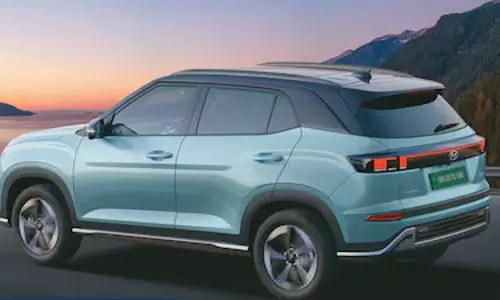 Hyundai Creta EV एक बार चार्ज करने पर 473 किमी का सफर तय कर सकती Hyundai Creta EV एक बार चार्ज करने पर 473 किमी का सफर तय कर सकती