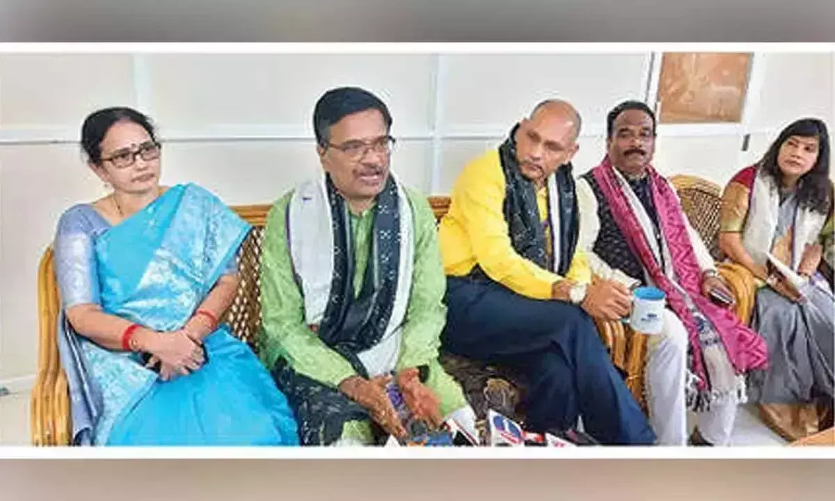सेंचुरियन ने कौशल प्रशिक्षण के लिए SEEDAP के साथ समझौते पर हस्ताक्षर किए सेंचुरियन ने कौशल प्रशिक्षण के लिए SEEDAP के साथ समझौते पर हस्ताक्षर किए
