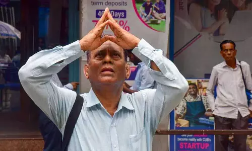 शुरुआती कारोबार में बैंक, आईटी शेयरों में गिरावट से बाजार में गिरावट