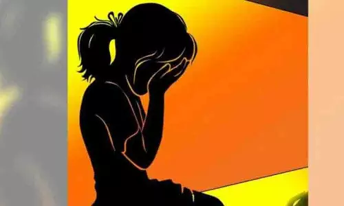 Moinabad में चार साल की बच्ची के साथ कथित तौर पर मारपीट, पुलिस ने जांच शुरू की Moinabad में चार साल की बच्ची के साथ कथित तौर पर मारपीट, पुलिस ने जांच शुरू की