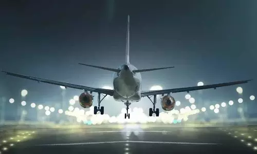Dubai से आ रही फ्लाइट की करीपुर में आपात लैंडिंग Dubai से आ रही फ्लाइट की करीपुर में आपात लैंडिंग