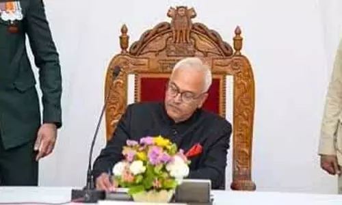 Ajay Kumar भल्ला ने मणिपुर राज्यपाल पद की शपथ ली Ajay Kumar भल्ला ने मणिपुर राज्यपाल पद की शपथ ली