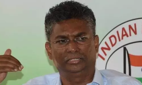 Satish Jarkiholi: सीएम-कैबिनेट सहयोगियों के साथ डिनर मीटिंग में राजनीति पर चर्चा नहीं हुई Satish Jarkiholi: सीएम-कैबिनेट सहयोगियों के साथ डिनर मीटिंग में राजनीति पर चर्चा नहीं हुई