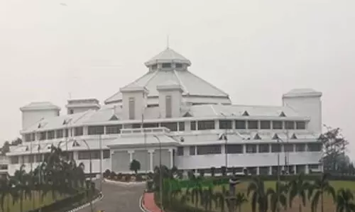 Tripura : विधायक बने विधायकों को सेवानिवृत्ति लाभ देने वाला विधेयक लाएगी Tripura : विधायक बने विधायकों को सेवानिवृत्ति लाभ देने वाला विधेयक लाएगी