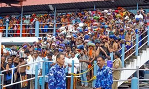 रिकॉर्ड संख्या में तीर्थयात्रियों के आने से Sabarimala मंदिर की आय में उछाल