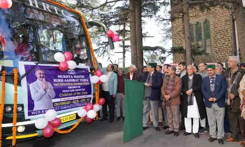 हिमाचल के मुख्यमंत्री ने Sukh Ashray योजना के तहत अनाथ यात्रा को हरी झंडी दिखाई