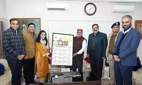 कटारिया ने UT का नववर्ष कैलेंडर जारी किया