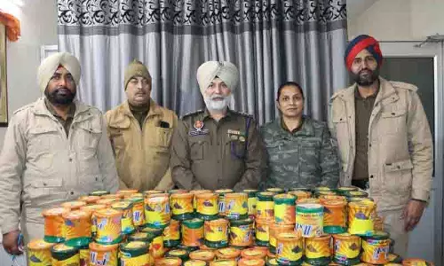 Amritsar: भारी मात्रा में चीनी डोरी जब्त