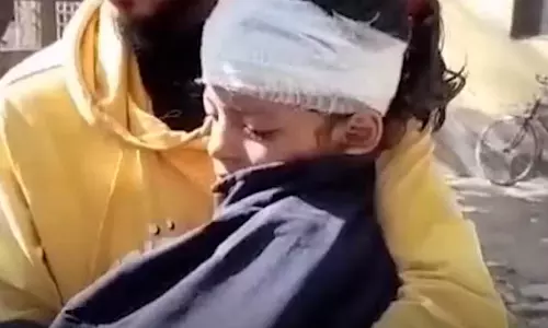 Assam: सड़क दुर्घटना में छात्रा की मौत, एक अन्य गंभीर Assam: सड़क दुर्घटना में छात्रा की मौत, एक अन्य गंभीर