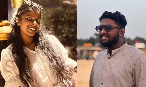 सड़क दुर्घटना में महिला की मौके पर मौत, सहपाठी ने अस्पताल में दम तोड़ा