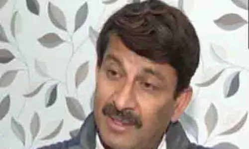केजरीवाल की दिल्ली में लोग पीने का पानी खरीदने को मजबूर हैं: BJP नेता मनोज तिवारी केजरीवाल की दिल्ली में लोग पीने का पानी खरीदने को मजबूर हैं: BJP नेता मनोज तिवारी