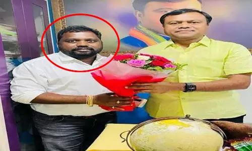मुकेश चंद्राकर हत्याकांड: आरोपी सुरेश चंद्राकर निकला दीपक बैज का खास आदमी, भाजपा ने किया ट्वीट