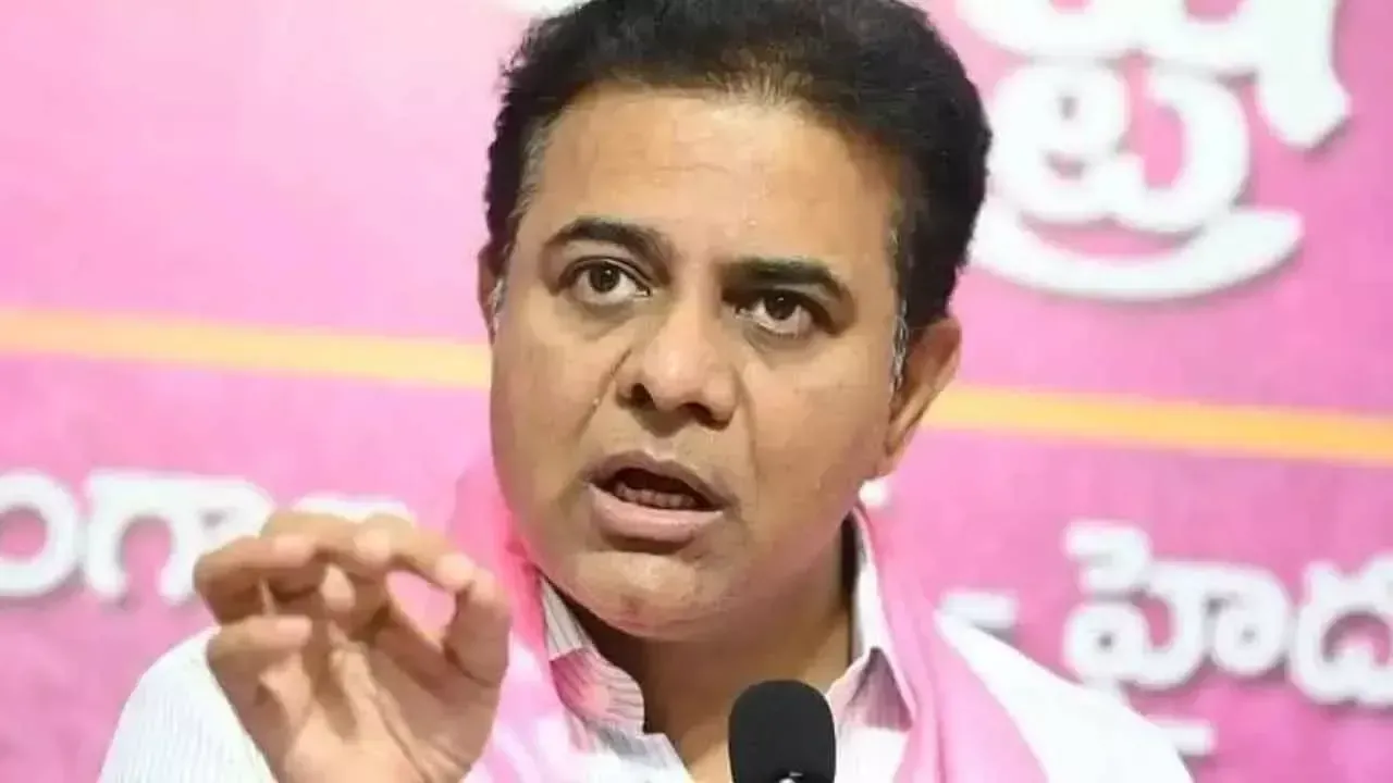 KTR ने किसानों से घोषणा पत्र मांगने पर सरकार की आलोचना की