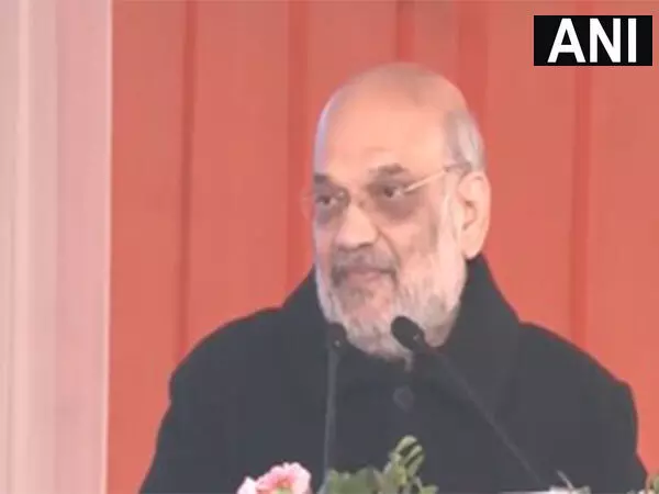 केजरीवाल ने दिल्लीवालों के पैसे से शीश महल बनवाया: Amit Shah