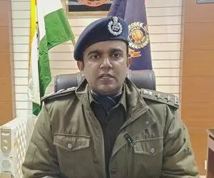 Delhi Police ने पांच अवैध बांग्लादेशी नागरिकों को वापस भेजा