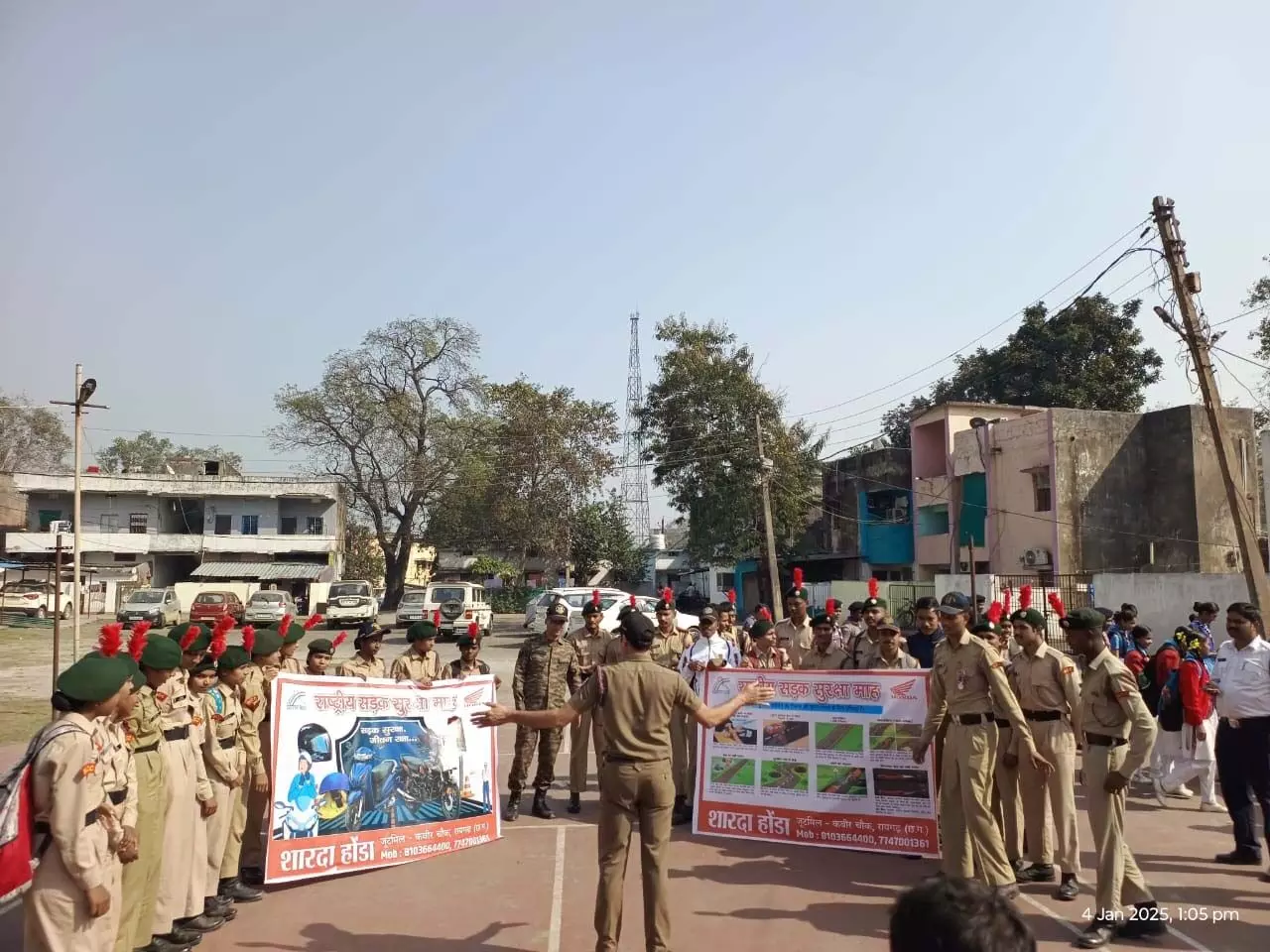 यातायात जागरूकता: रायगढ़ में कैडेट्स और स्कूली बच्चों को ट्रैफिक नियमों का प्रशिक्षण