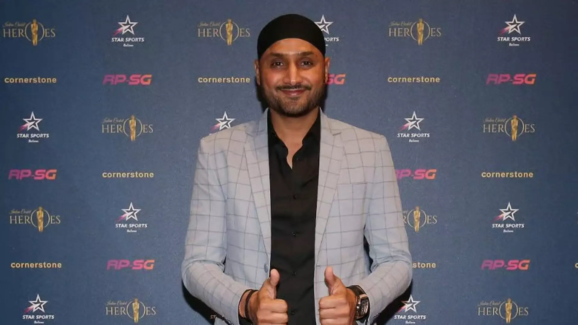 Harbhajan Singh ने रोहित शर्मा की आलोचना करने वाले एक्स यूजर पर पलटवार किया