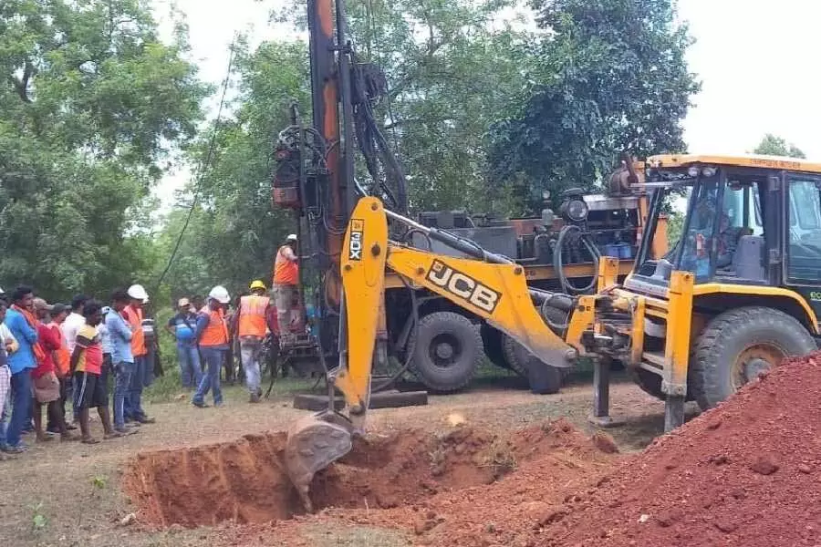 सरकार ने Devacha-Pachami खदान के लिए भूमि अधिग्रहण हेतु 3 महीने की समय-सीमा तय की