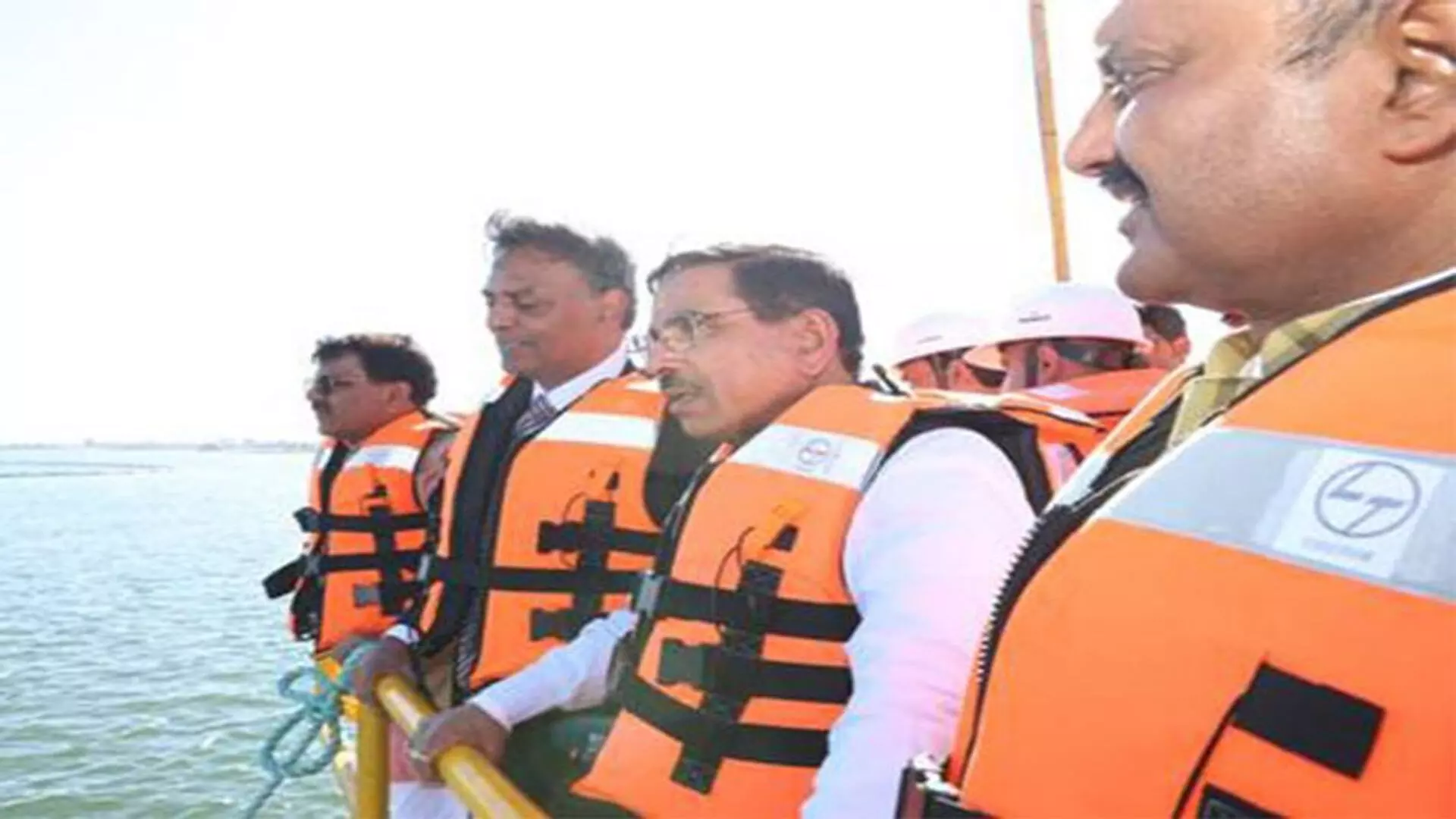 Omkareshwar Floating सोलर पार्क स्वच्छ ऊर्जा लक्ष्यों के पैमाने और महत्वाकांक्षा को दर्शाता है- प्रल्हाद जोशी