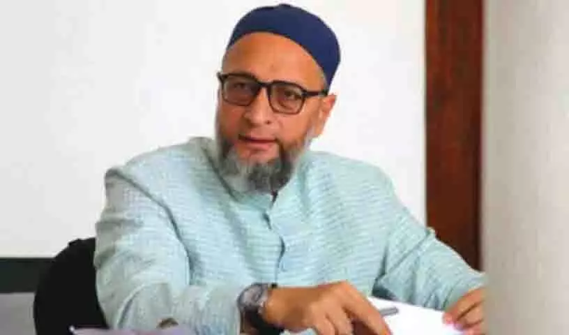 Asaduddin Owaisi: आरएसएस बीजेपी और आप की मां है, दोनों हिंदुत्व का पालन करते