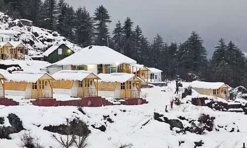 हिमालयी क्षेत्र: अगले 3-4 दिनों में बर्फबारी की भविष्यवाणी, 3 राज्यों में शीतलहर