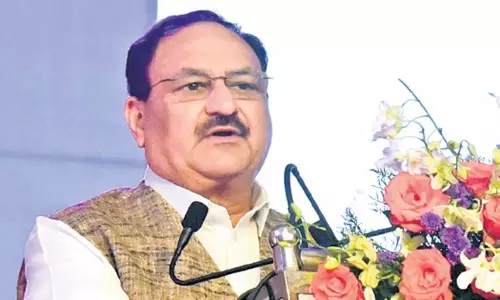 Karnataka: नड्डा ने पारंपरिक स्वास्थ्य को एकीकृत करते हुए नई स्वास्थ्य नीति की घोषणा की Karnataka: नड्डा ने पारंपरिक स्वास्थ्य को एकीकृत करते हुए नई स्वास्थ्य नीति की घोषणा की