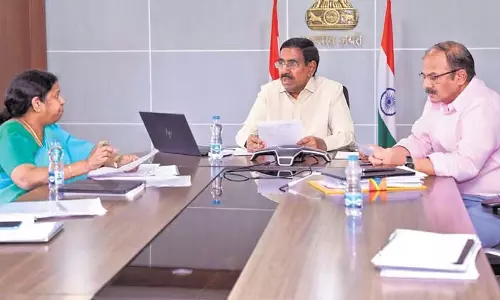 AP: नगर प्रशासन मंत्री पी नारायण ने टीडीआर बांड तत्काल जारी AP: नगर प्रशासन मंत्री पी नारायण ने टीडीआर बांड तत्काल जारी